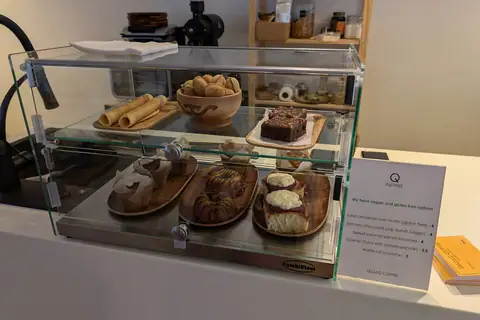 Cakes & Bakes photo 4